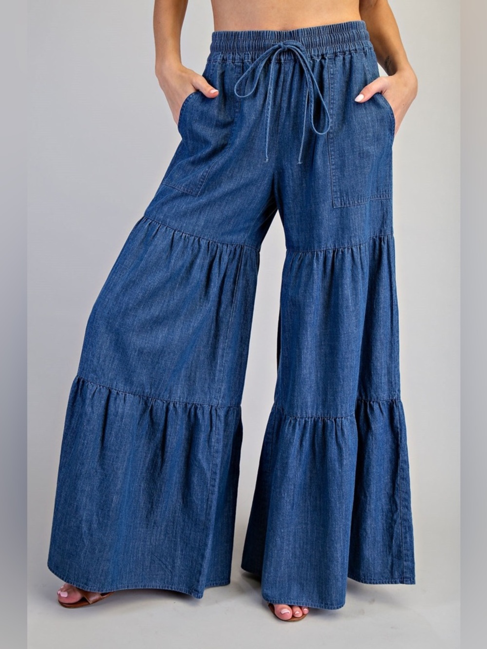 Tiered Ultra Wide Leg Mineral Washed Denim Palazzo Pants - eesome - Picture 3 of 10